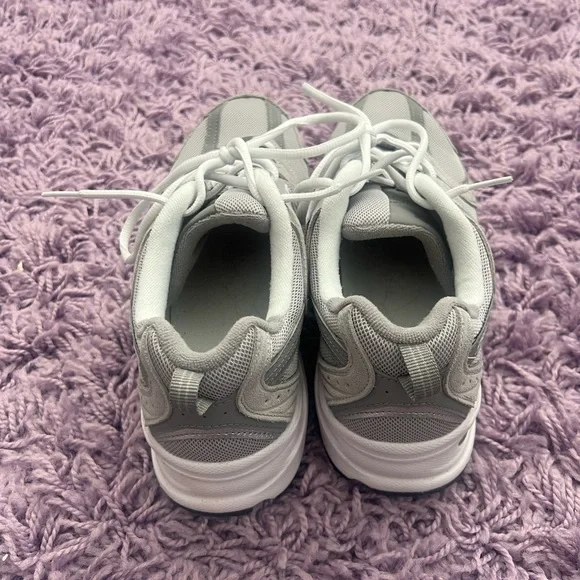 New Balance 530 Shoes - Picture 3 of 5